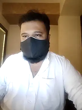 Hunk-Hand6 online show from 12-19-25, 05:42