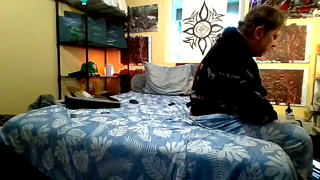 Mic Oxinner online show from 12-20-25, 04:47