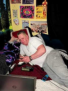 Mic Oxinner online show from 05-20-26, 10:54
