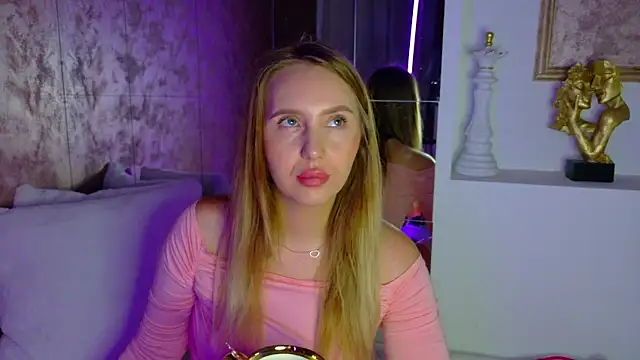 lexy a online show from 12-04-25, 04:55