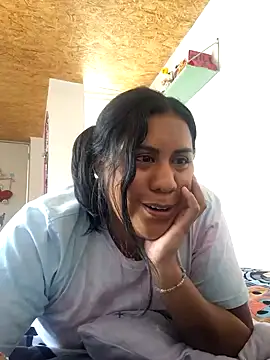 Snapshot of KasiaVenus_ chatting on 01-27-25, 04:43 KasiaVenus online show from 01-27-25, 04:43