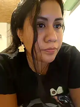 Snapshot of KasiaVenus_ chatting on 02-08-25, 04:25 KasiaVenus online show from 02-08-25, 04:25