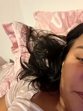 Snapshot of KasiaVenus_ chatting on 10-15-25, 02:44 KasiaVenus online show from 10-15-25, 02:44