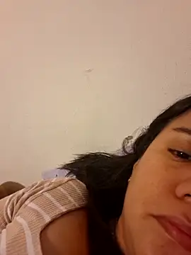 Snapshot of KasiaVenus_ chatting on 10-17-25, 03:53 KasiaVenus online show from 10-17-25, 03:53