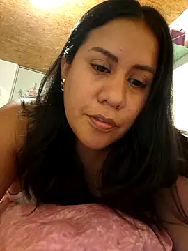 Snapshot of KasiaVenus_ chatting on 12-02-25, 05:35 KasiaVenus online show from 12-02-25, 05:35