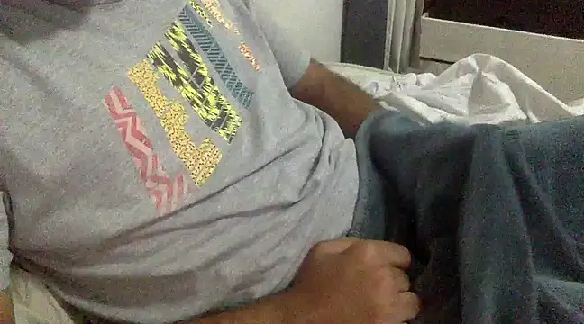 Snapshot of Mendes77777777777 chatting on 02-14-25, 09:53 Mendes77777777777 online show from 02-14-25, 09:53