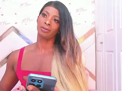 Snapshot of BriggitteEbonny chatting on 03-02-25, 08:40 BriggitteEbonny online show from 03-02-25, 08:40