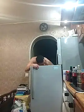 Snapshot of Viause_Kentauelle chatting on 12-24-24, 05:13 Viause Kentauelle online show from 12-24-24, 05:13