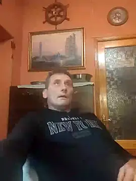 Snapshot of Viause_Kentauelle chatting on 10-08-25, 06:33 Viause Kentauelle online show from 10-08-25, 06:33