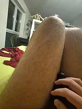 Snapshot of Bombada1 chatting on 10-30-25, 07:36 Bombada1 online show from 10-30-25, 07:36