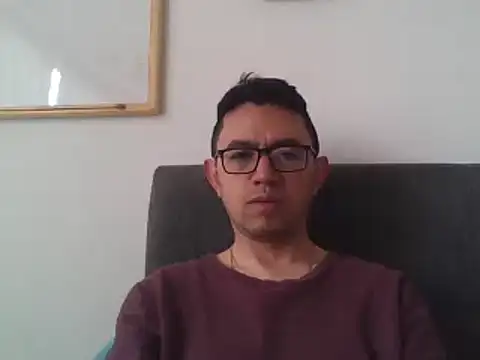 Diptongo online show from 12-30-24, 03:35