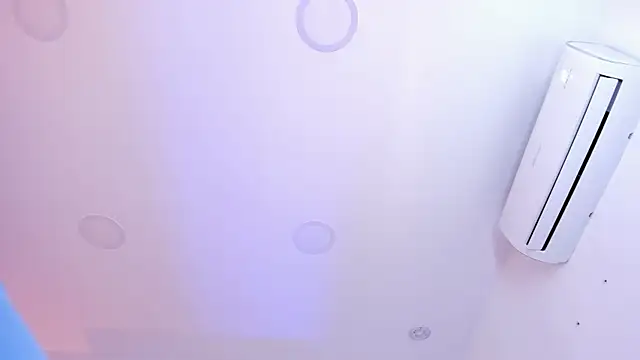 Snapshot of Scarlett_Morgan_ chatting on 02-14-25, 01:45 Scarlett Morgan online show from 02-14-25, 01:45