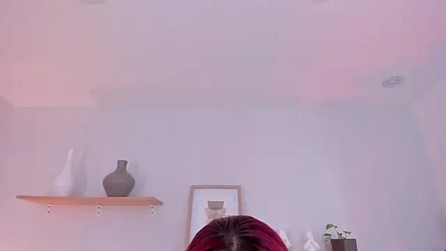 Snapshot of Scarlett_Morgan_ chatting on 02-15-25, 07:50 Scarlett Morgan online show from 02-15-25, 07:50