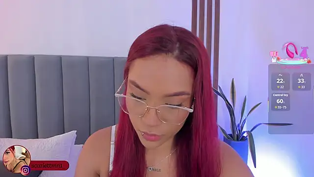 Snapshot of Scarlett_Morgan_ chatting on 11-25-25, 07:58 Scarlett Morgan online show from 11-25-25, 07:58