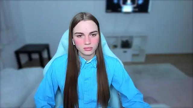 StellaLawless online show from 03-22-25, 09:42