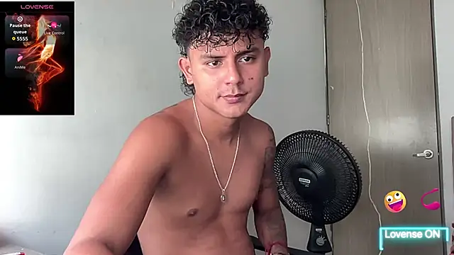 Snapshot of bob_petterson chatting on 11-22-25, 05:34 bob petterson online show from 11-22-25, 05:34