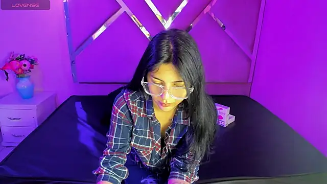 IsisRouse online show from 03-19-25, 03:41