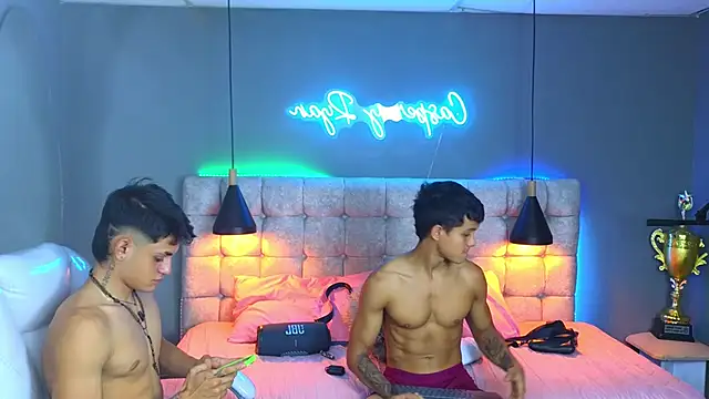 Snapshot of Paradise_boy_s chatting on 12-10-24, 02:27 Paradise boy s online show from 12-10-24, 02:27