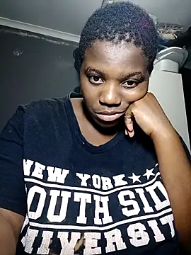 Bigchoccojugsxx online show from 02-14-26, 09:44