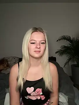 Allylove03 online show from 12-19-24, 07:07