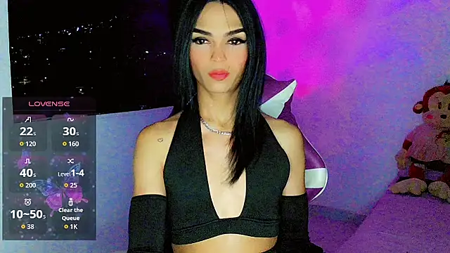 Snapshot of Ms-Zoehans chatting on 09-12-25, 06:13 Ms-Zoehans online show from 09-12-25, 06:13