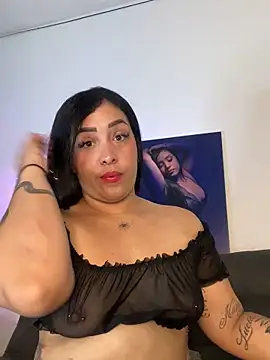 Snapshot of Sheeryl__ chatting on 09-30-25, 04:12 Sheeryl online show from 09-30-25, 04:12