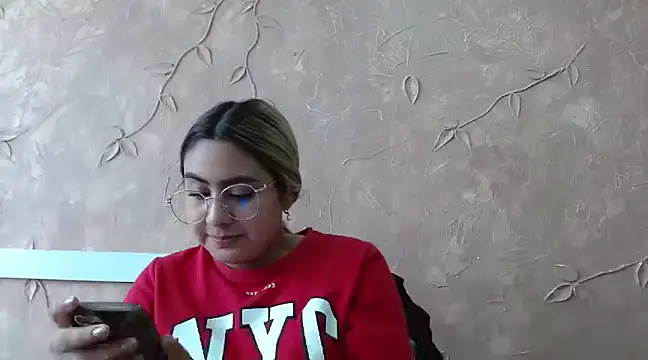 Miabonnett  online show from 02-24-25, 06:15