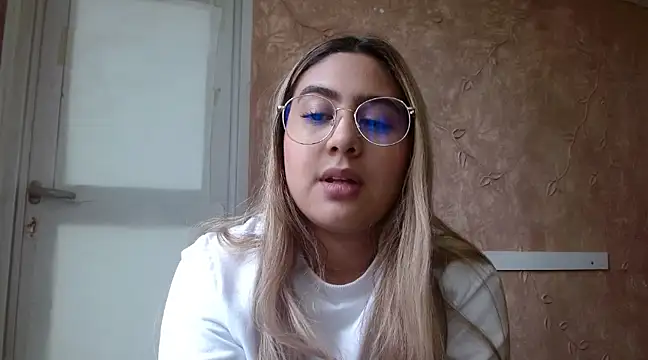 Miabonnett  online show from 03-03-25, 03:09