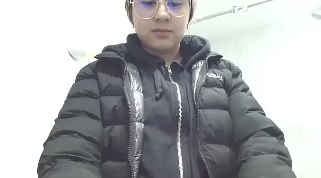 Miabonnett  online show from 03-04-25, 03:04