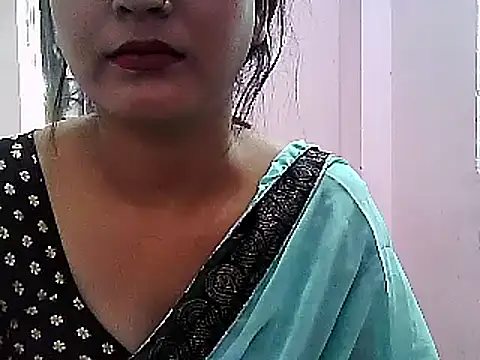 Snapshot of Model-Tanya chatting on 02-04-25, 07:51 Model-Tanya online show from 02-04-25, 07:51