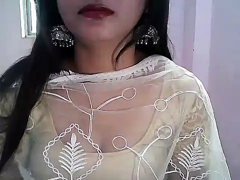 Snapshot of Model-Tanya chatting on 02-06-25, 09:53 Model-Tanya online show from 02-06-25, 09:53