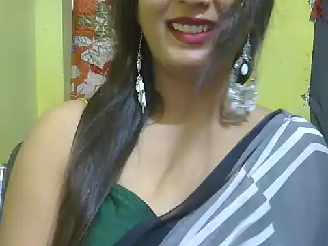 Snapshot of Model-Tanya chatting on 02-10-25, 10:53 Model-Tanya online show from 02-10-25, 10:53