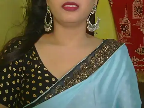 Snapshot of Model-Tanya chatting on 02-19-25, 08:01 Model-Tanya online show from 02-19-25, 08:01