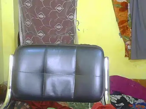 Snapshot of Model-Tanya chatting on 03-05-25, 02:12 Model-Tanya online show from 03-05-25, 02:12