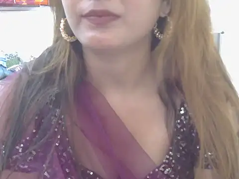Snapshot of Model-Tanya chatting on 03-12-25, 12:57 Model-Tanya online show from 03-12-25, 12:57