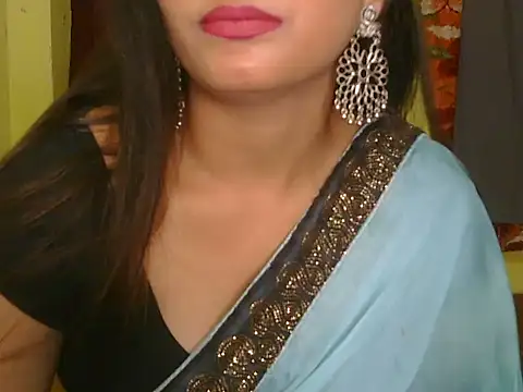 Snapshot of Model-Tanya chatting on 03-21-25, 10:50 Model-Tanya online show from 03-21-25, 10:50