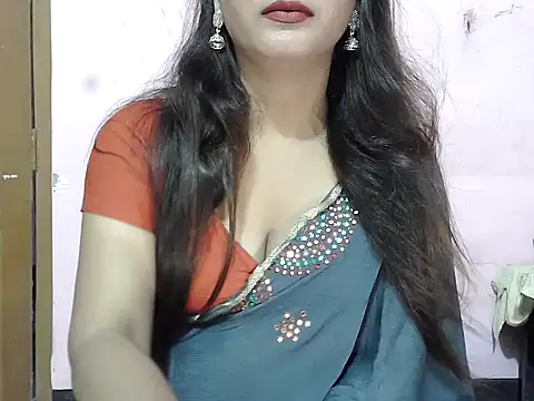 Snapshot of Model-Tanya chatting on 10-25-25, 06:43 Model-Tanya online show from 10-25-25, 06:43