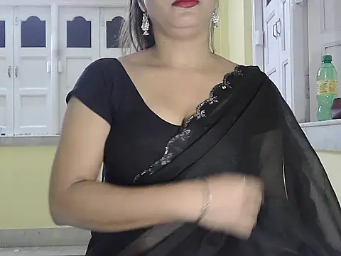 Snapshot of Model-Tanya chatting on 11-05-25, 01:22 Model-Tanya online show from 11-05-25, 01:22