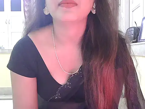 Snapshot of Model-Tanya chatting on 11-18-25, 03:49 Model-Tanya online show from 11-18-25, 03:49