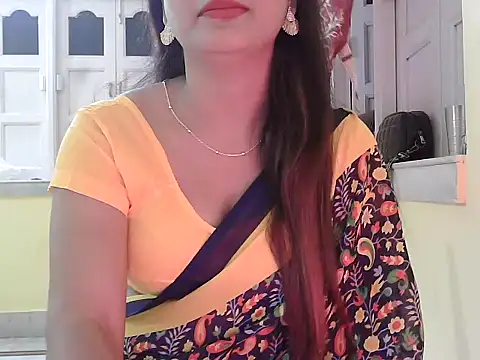 Snapshot of Model-Tanya chatting on 11-20-25, 04:18 Model-Tanya online show from 11-20-25, 04:18