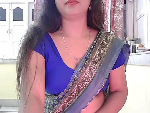 Snapshot of Model-Tanya chatting on 11-23-25, 04:29 Model-Tanya online show from 11-23-25, 04:29