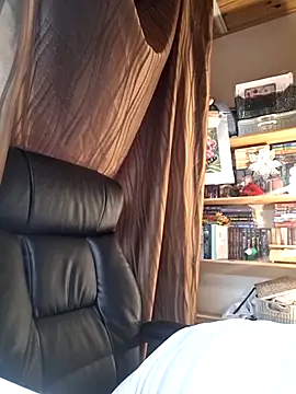 Snapshot of unicka65 chatting on 10-21-25, 09:10 unicka65 online show from 10-21-25, 09:10