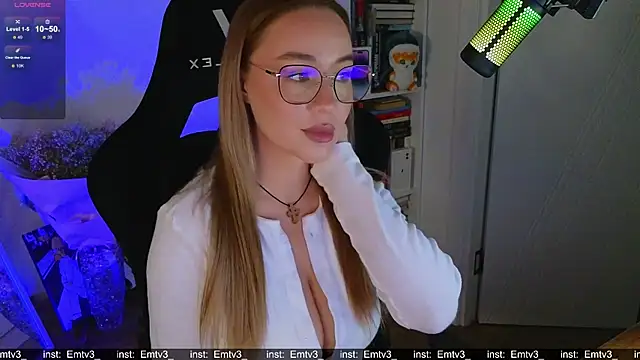 Emili1- online show from 12-02-25, 12:54