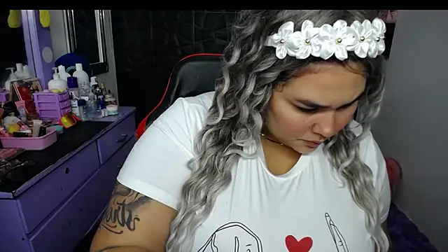 Fernanda Big Boobs online show from 01-12-25, 06:39