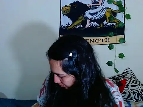 sweetiee mary online show from 11-30-25, 08:02