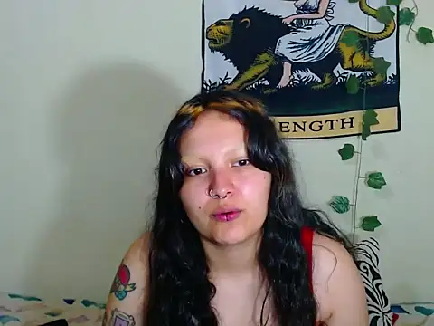 sweetiee mary online show from 12-22-25, 08:17