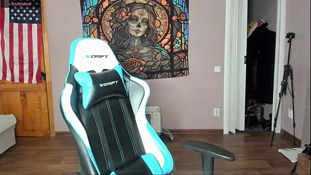 Project hisoka online show from 04-18-26, 07:34