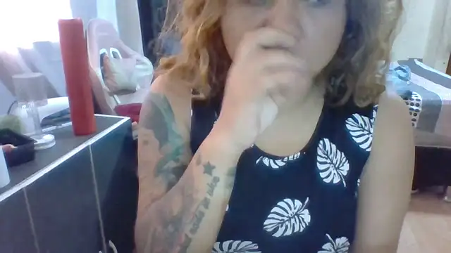 Jennxdolls online show from 01-04-25, 02:56