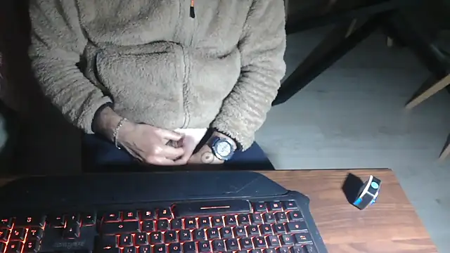 Adri gard online show from 04-13-26, 08:25