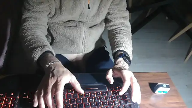 Adri gard online show from 04-14-26, 08:37